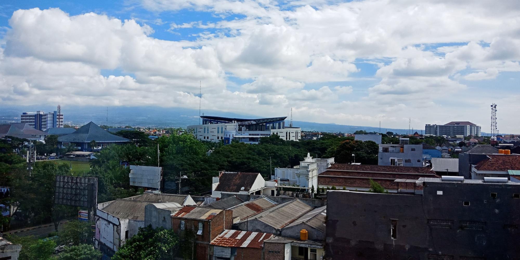Everyday Smart Hotel - Malang Exterior foto