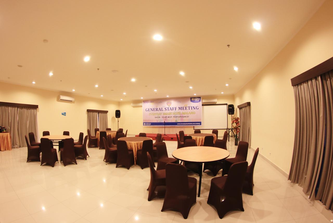 Everyday Smart Hotel - Malang Exterior foto
